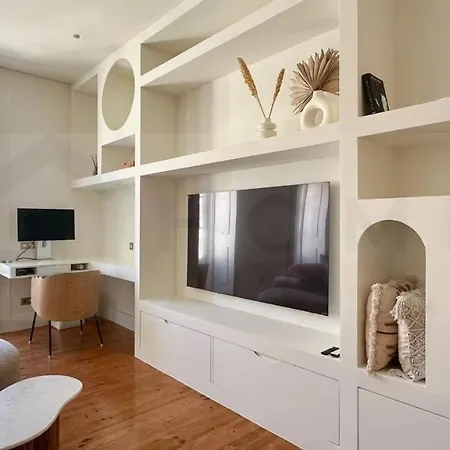Sunny Architect 3 Bedrooms Center Лиссабон