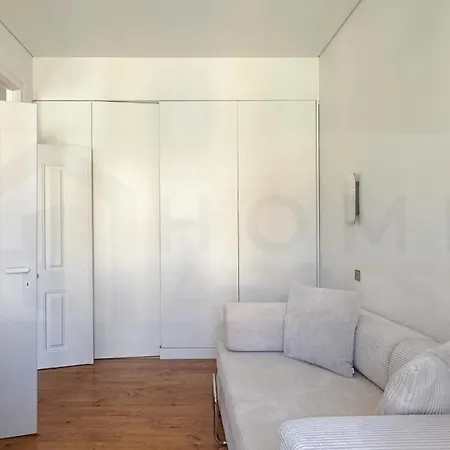 Sunny Architect 3 Bedrooms Center *