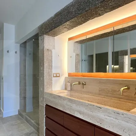 Апартаменты Sunny Architect 3 Bedrooms Center